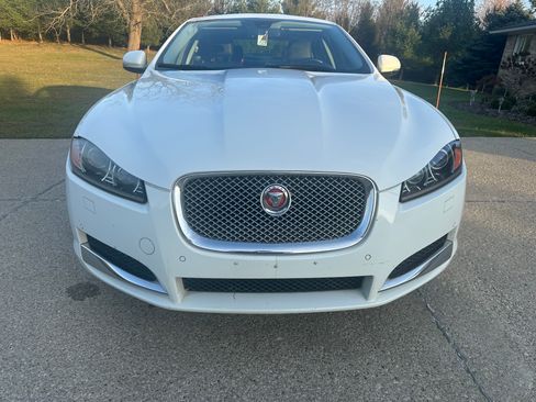 Used 2014 Jaguar XF 3.0 image 10