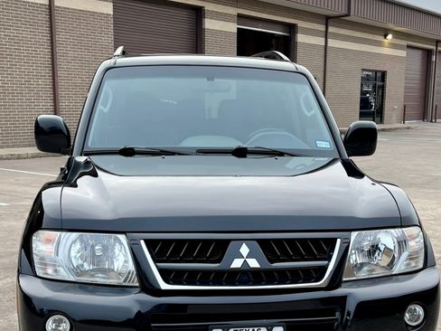 Used 2005 Mitsubishi Montero Limited image 5