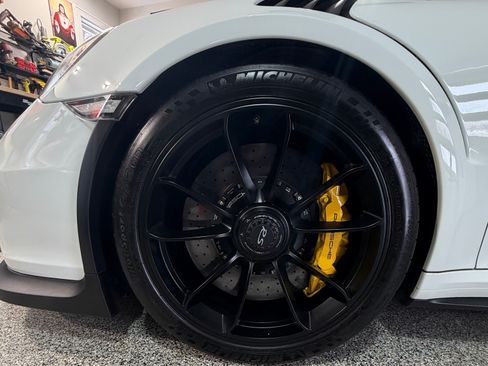 Used 2016 Porsche 911 GT3 RS image 16