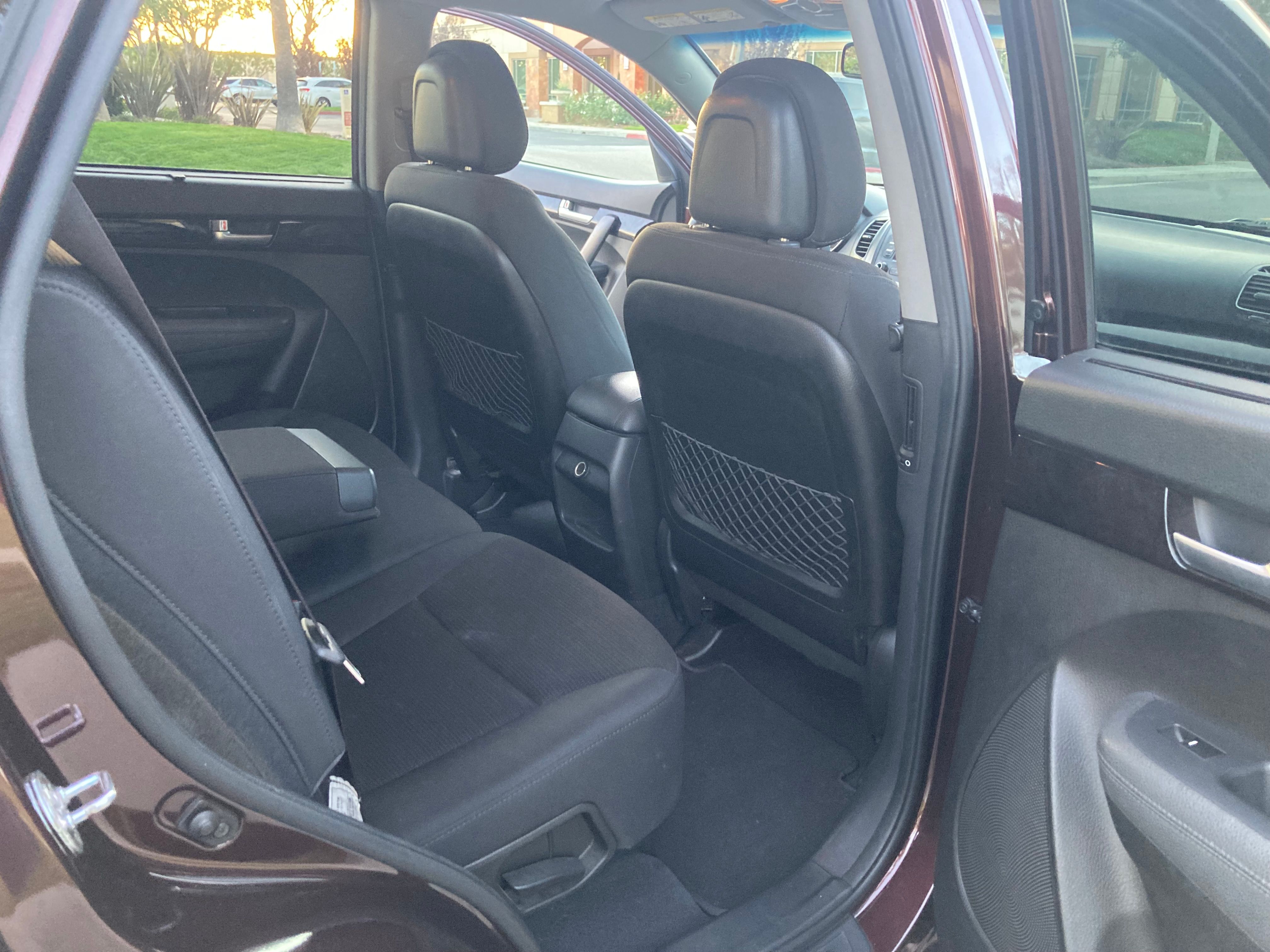 Used 2014 Kia Sorento LX FWD image 6