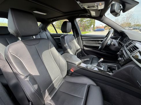 Used 2017 BMW 340i Sedan image 16