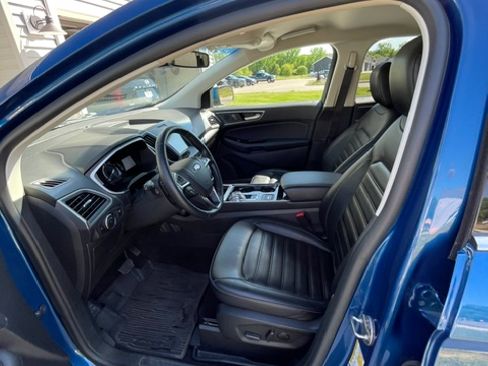 Used 2020 Ford Edge SEL w/ Cold Weather Package AWD/4WD image 11