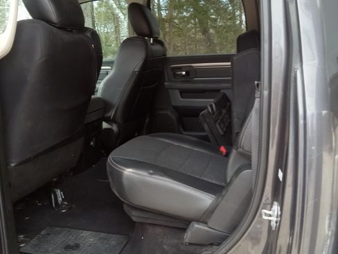 Used 2018 RAM 3500 Lone Star image 12