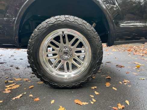 Used 2020 Ford F150 Lariat image 8