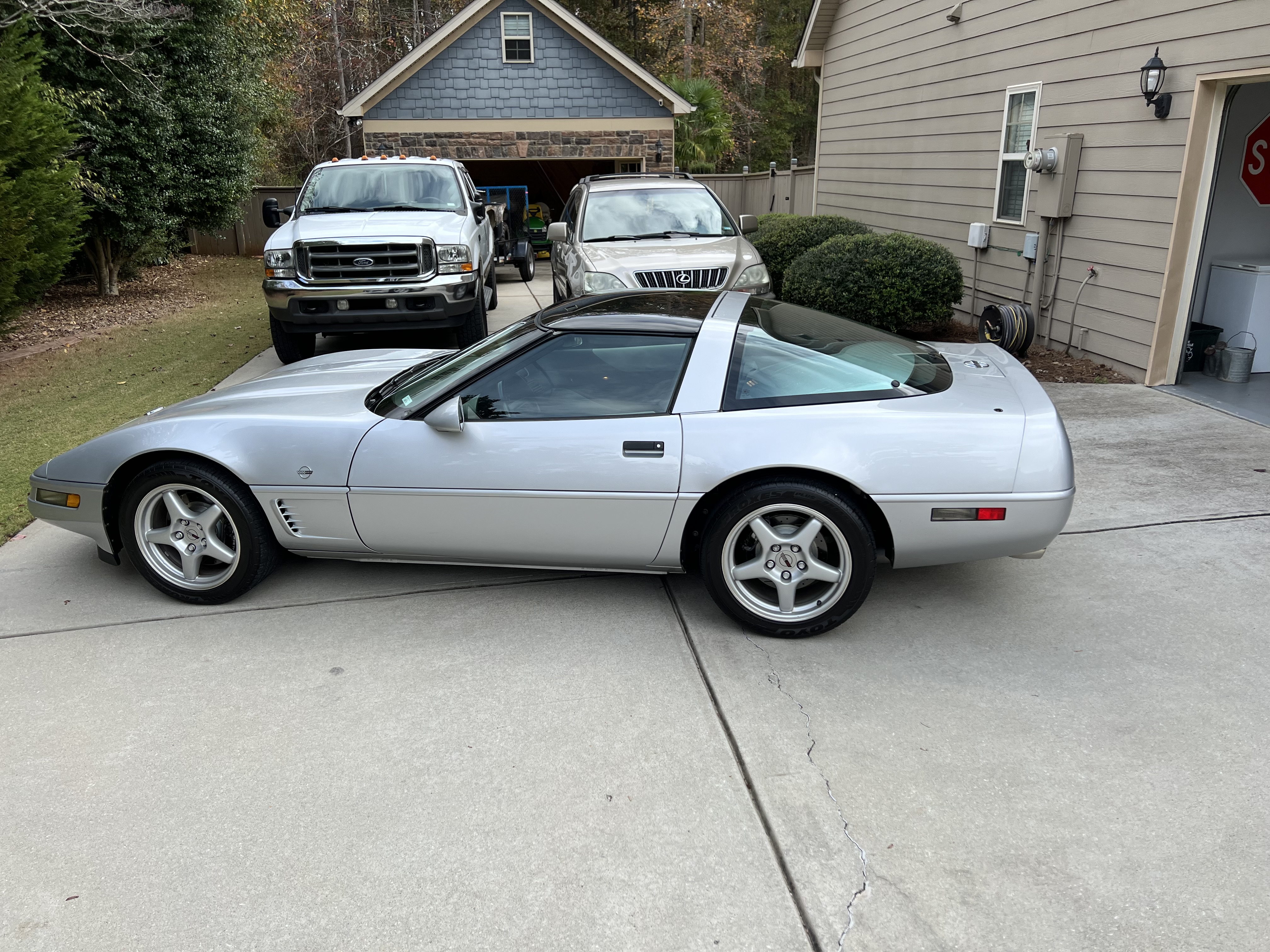 Used 1996 Chevrolet Corvette Coupe RWD image 10