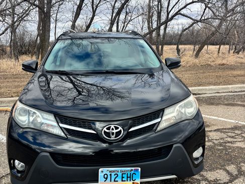 Used 2013 Toyota RAV4 Limited image 5