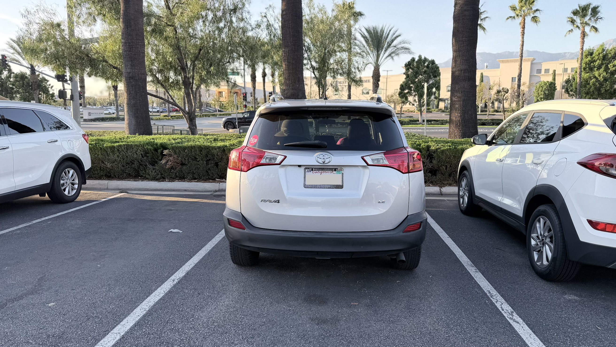 Used 2015 Toyota RAV4 LE FWD image 6