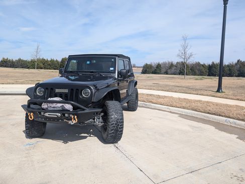 Used 2017 Jeep Wrangler Unlimited Sport w/ Quick Order Package 24S image 2