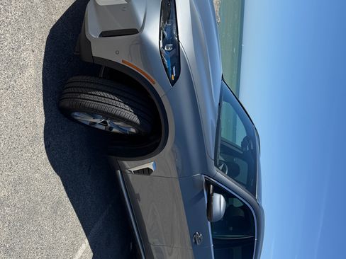 Used 2024 BMW X5 xDrive40i w/ Premium Package image 1