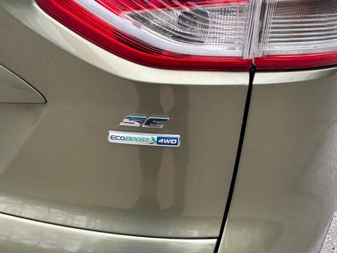 Used 2013 Ford Escape SE AWD/4WD image 19