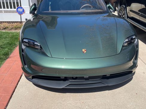 Used 2024 Porsche Taycan image 5