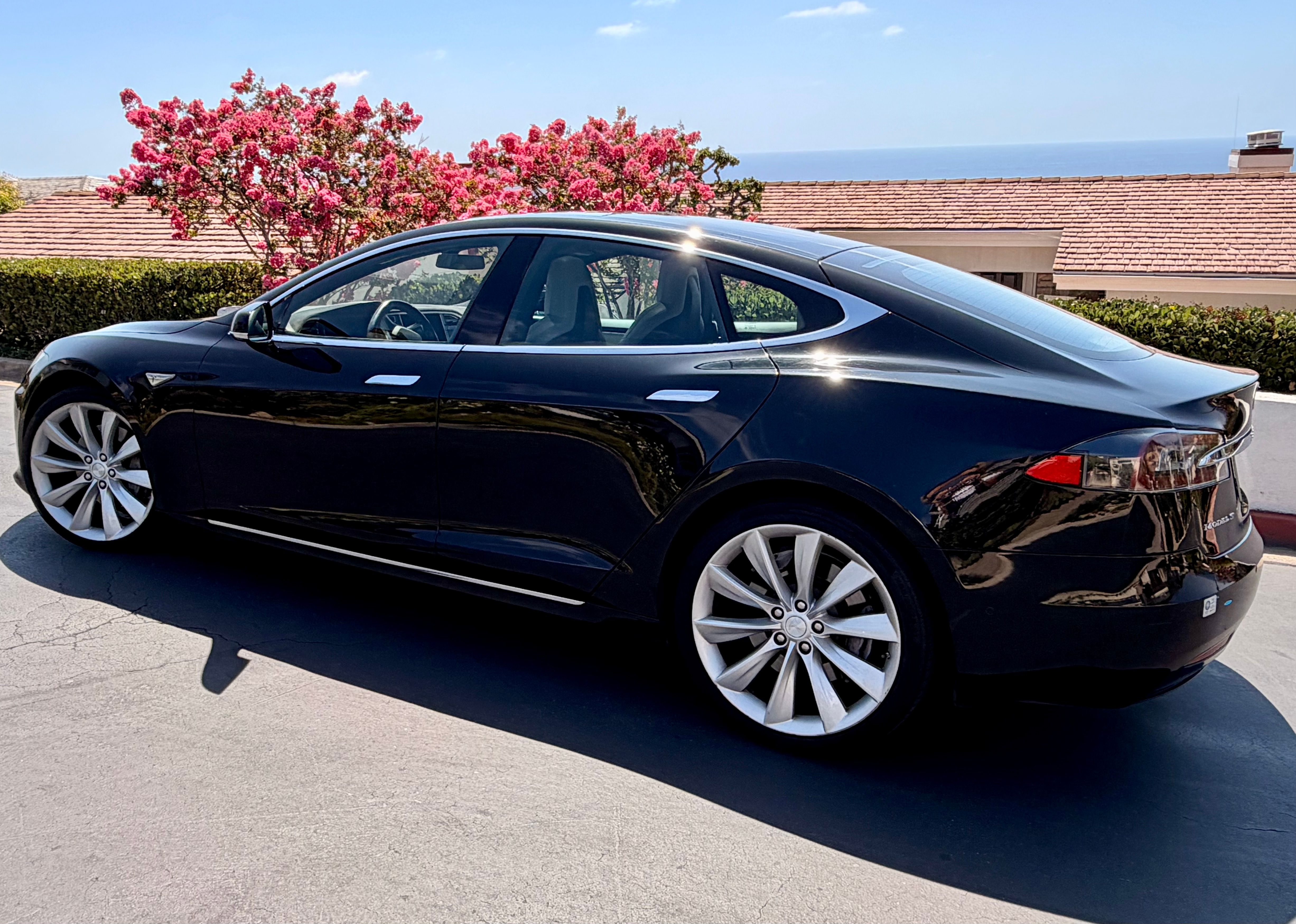 Used 2016 Tesla Model S 90D AWD/4WD image 4