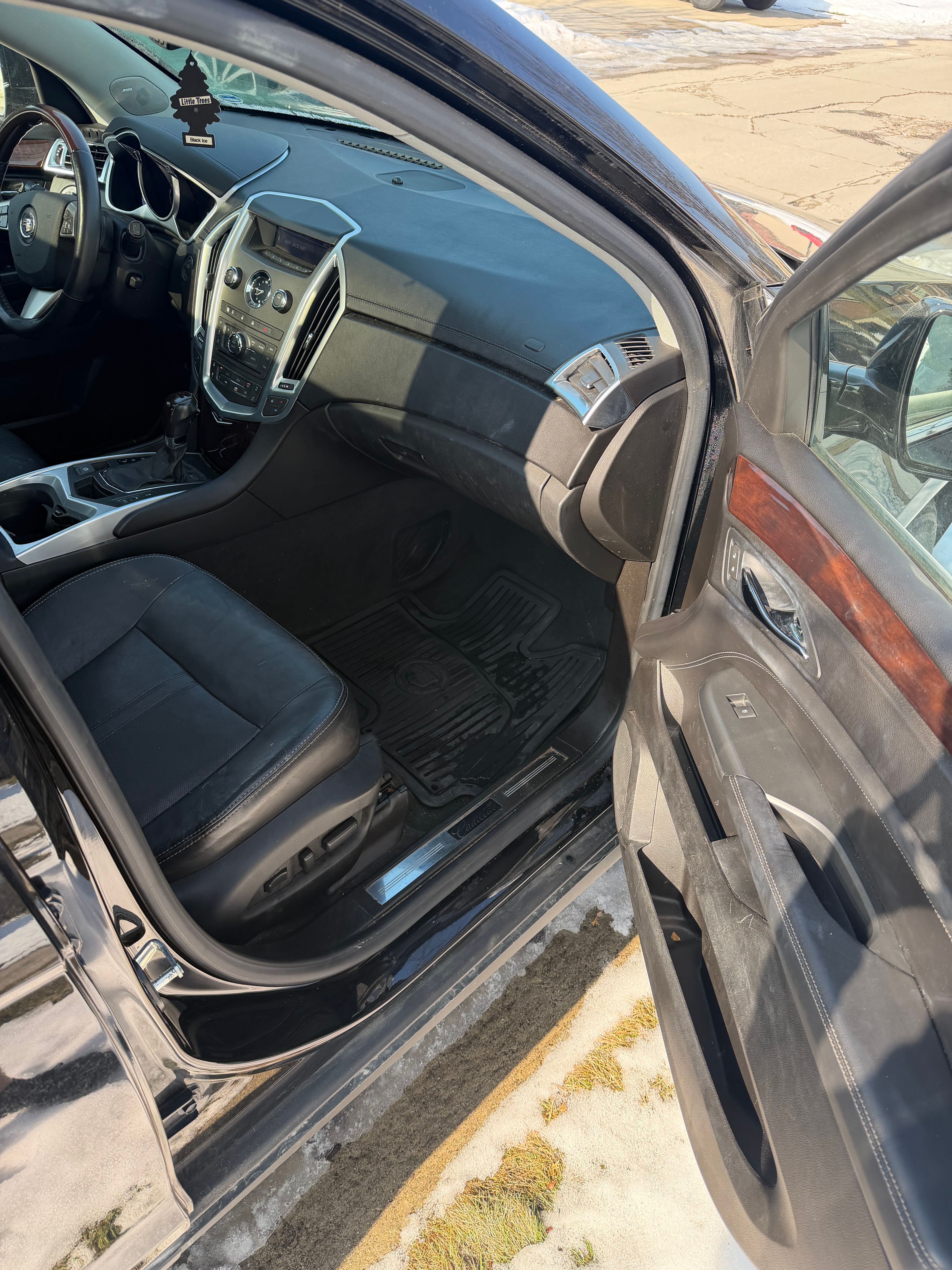 Used 2012 Cadillac SRX Luxury FWD image 15