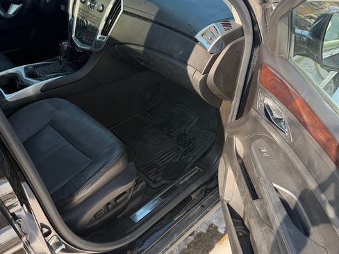 Used 2012 Cadillac SRX Luxury FWD image 15