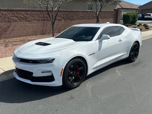 Used 2023 Chevrolet Camaro SS RWD image 1