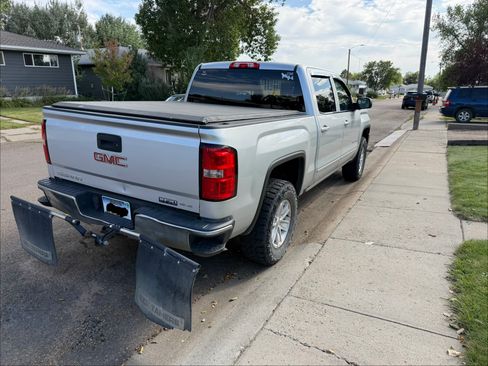 Used 2016 GMC Sierra 1500 SLE w/ SLE Value Package AWD/4WD image 10