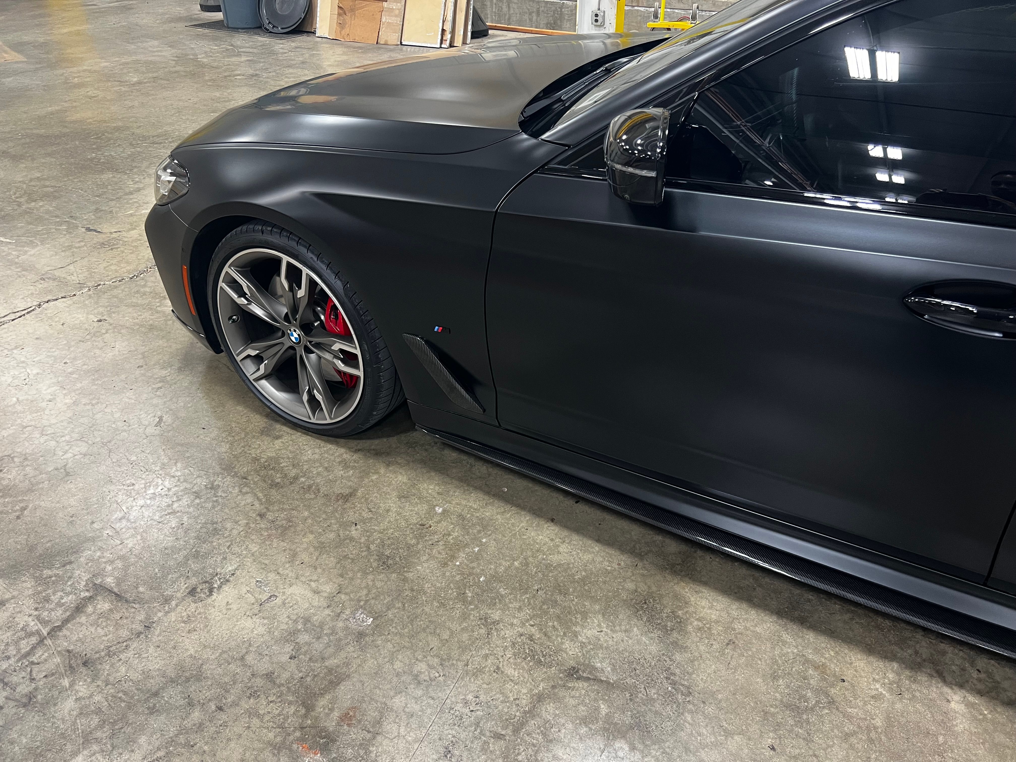 Used 2023 BMW M550i xDrive w/ Dynamic Handling Package AWD/4WD image 23