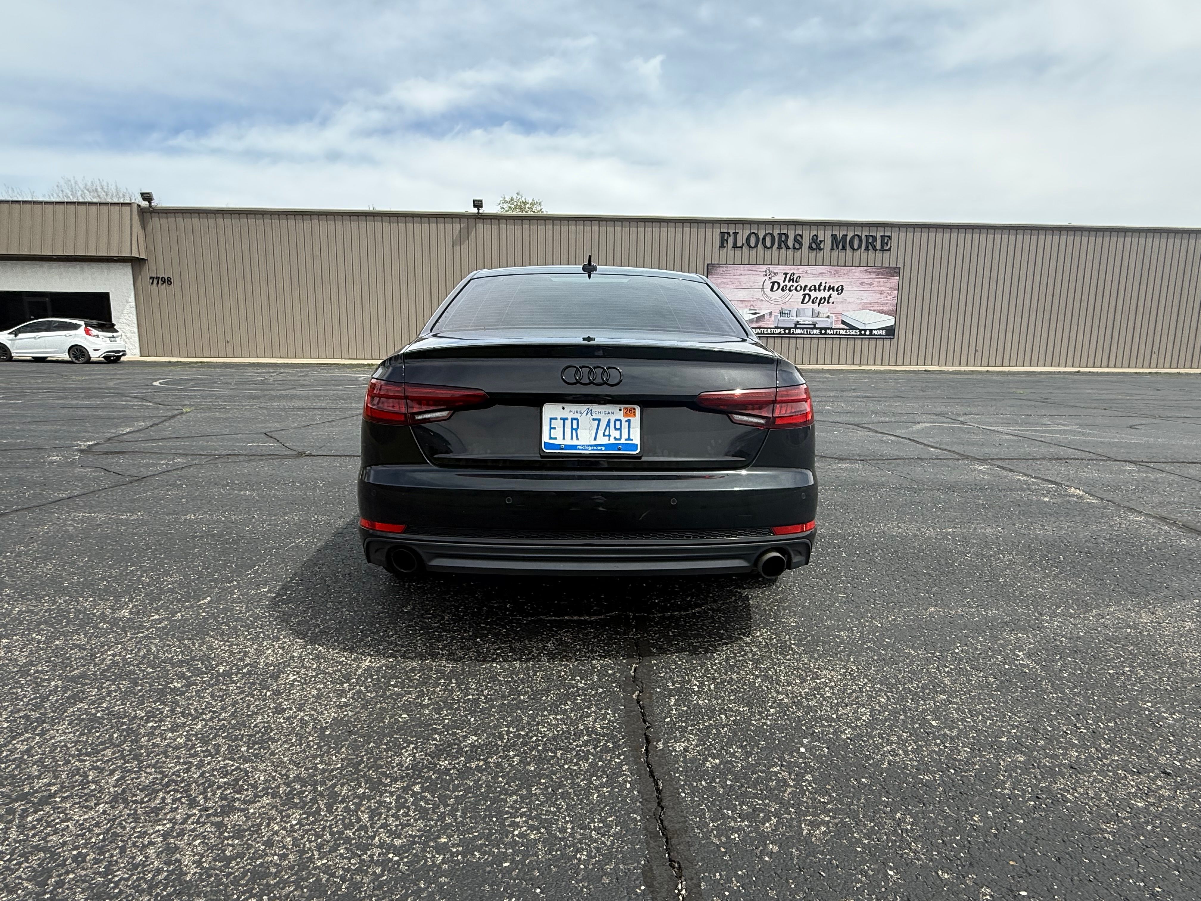 Used 2018 Audi A4 2.0T Premium Plus w/ Premium Plus Package AWD/4WD image 5