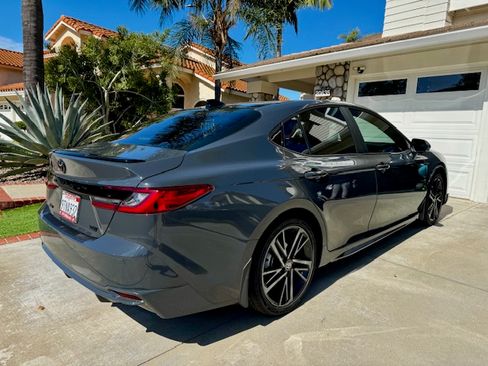 Used 2025 Toyota Camry XSE w/ Premium Plus Package FWD image 5