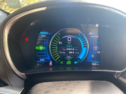 Used 2018 Chevrolet Volt Premier w/ Driver Confidence Package image 13