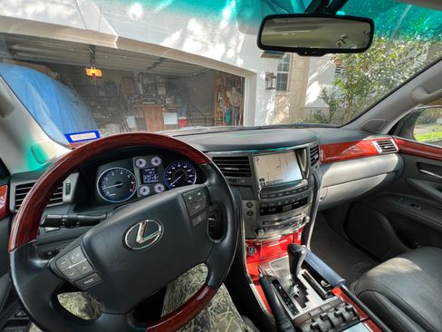 Used 2008 Lexus LX 570 4WD image 6