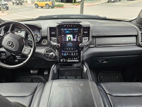 Used 2022 RAM 1500 Limited w/ Night Edition image 10