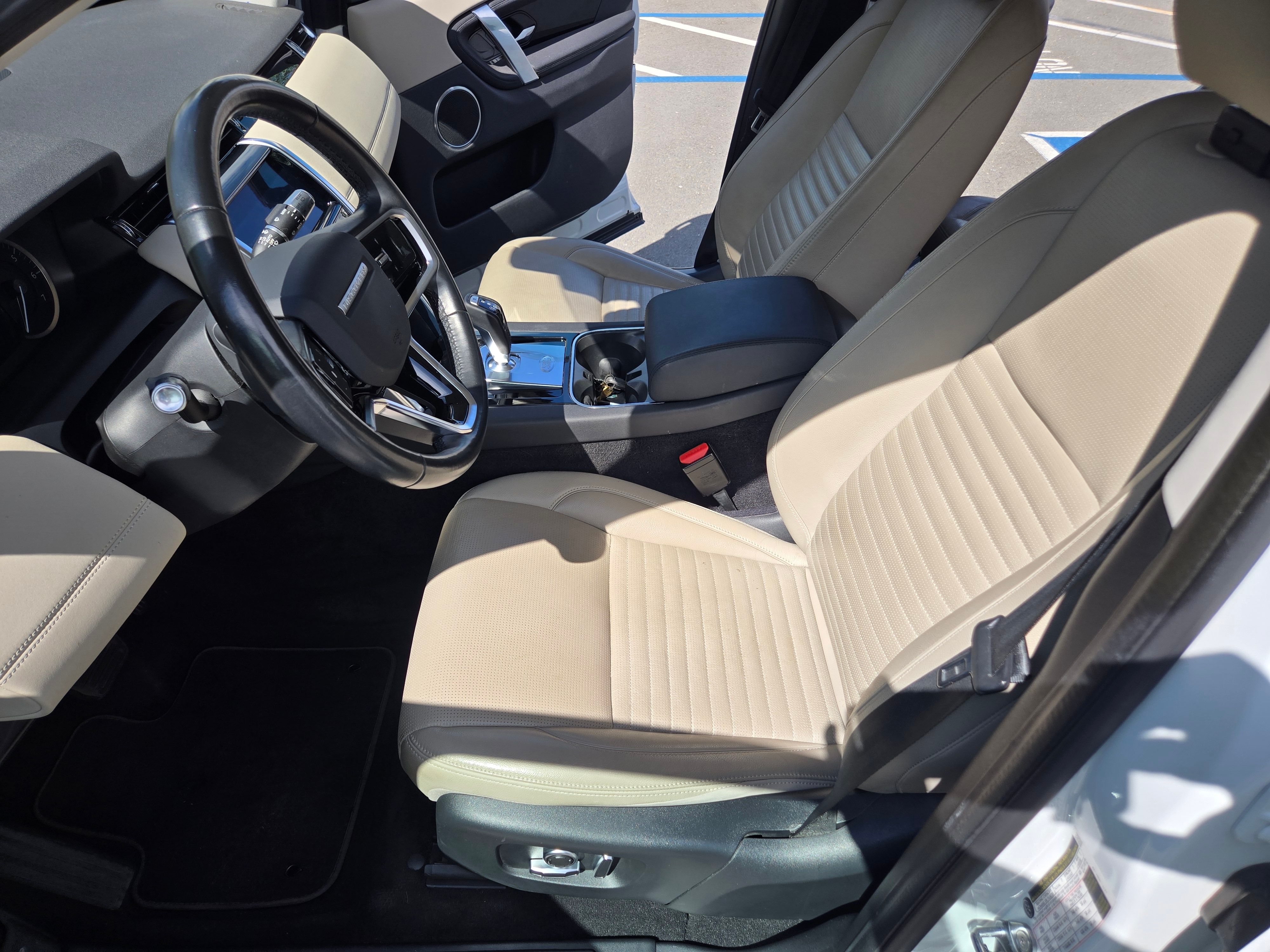 Used 2021 Land Rover Discovery Sport S AWD/4WD image 15