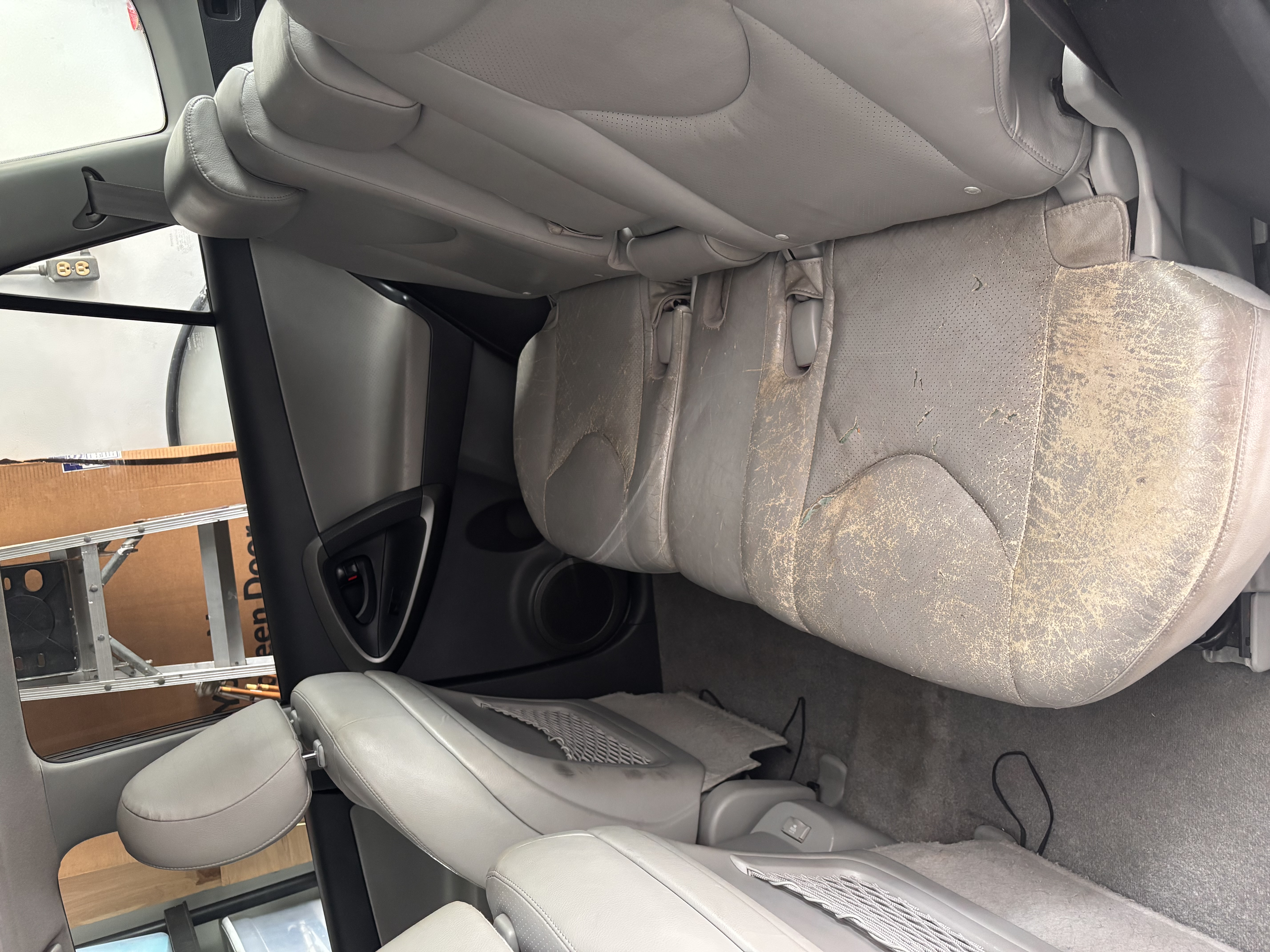 Used 2010 Toyota RAV4 Limited AWD/4WD image 13