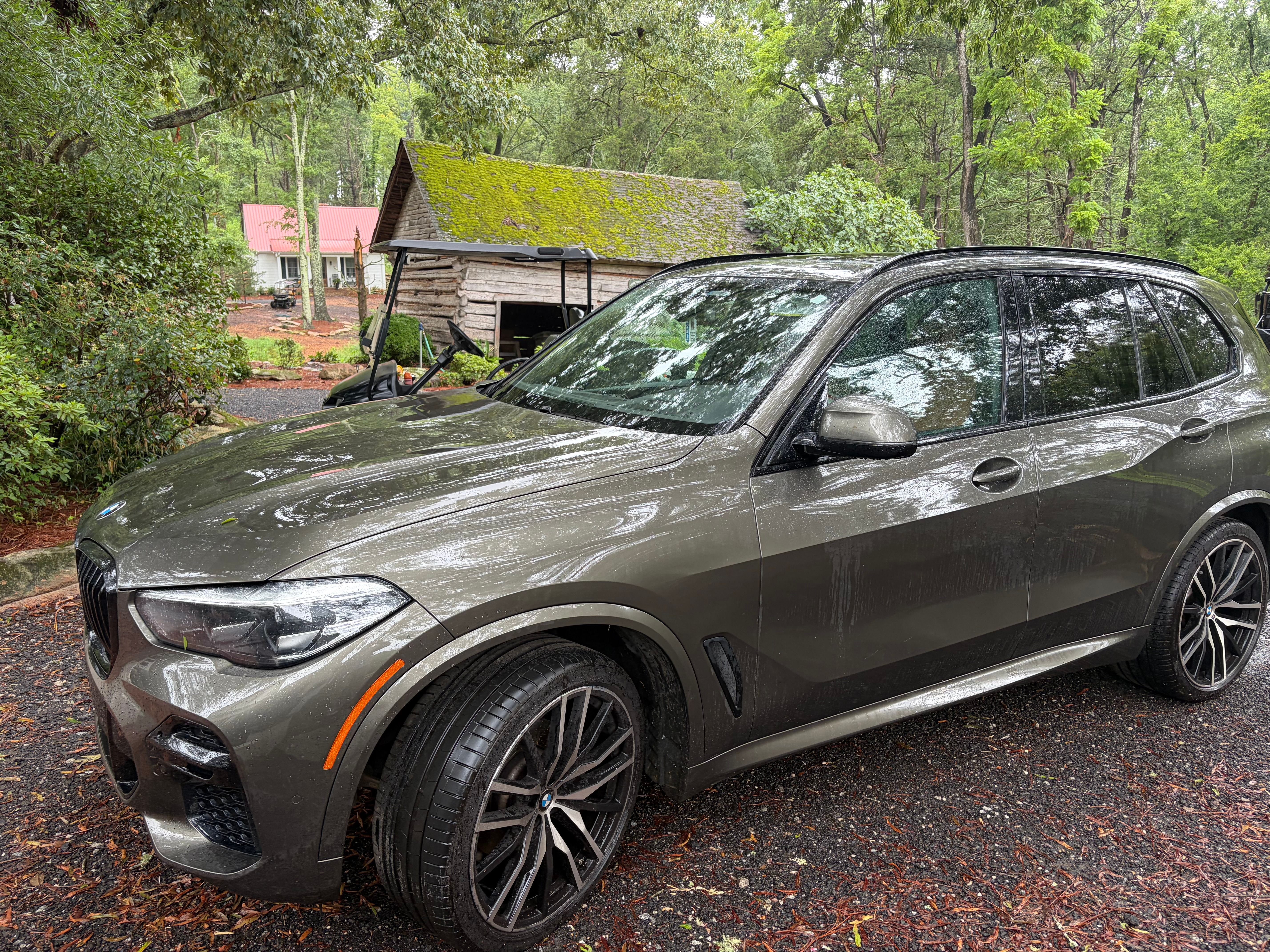 Used 2023 BMW X5 xDrive40i w/ M Sport Package AWD/4WD image 4