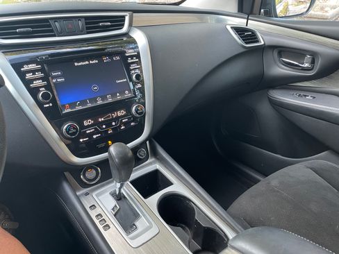 Used 2018 Nissan Murano S FWD image 8