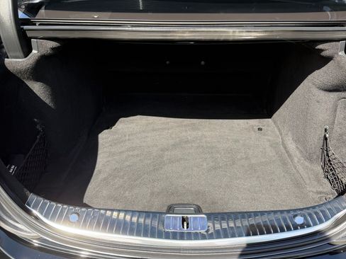 Used 2015 Mercedes-Benz S 550 Sedan image 18
