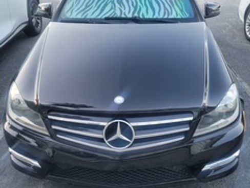 Used 2013 Mercedes-Benz C 250 Coupe image 1