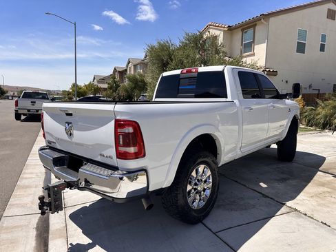 Used 2022 RAM 2500 Laramie AWD/4WD image 8
