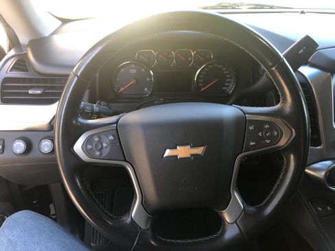 Used 2019 Chevrolet Tahoe LT image 11