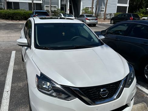 Used 2017 Nissan Sentra SV FWD image 11