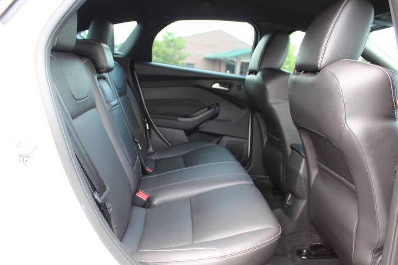 Used 2013 Ford Focus ST FWD image 13