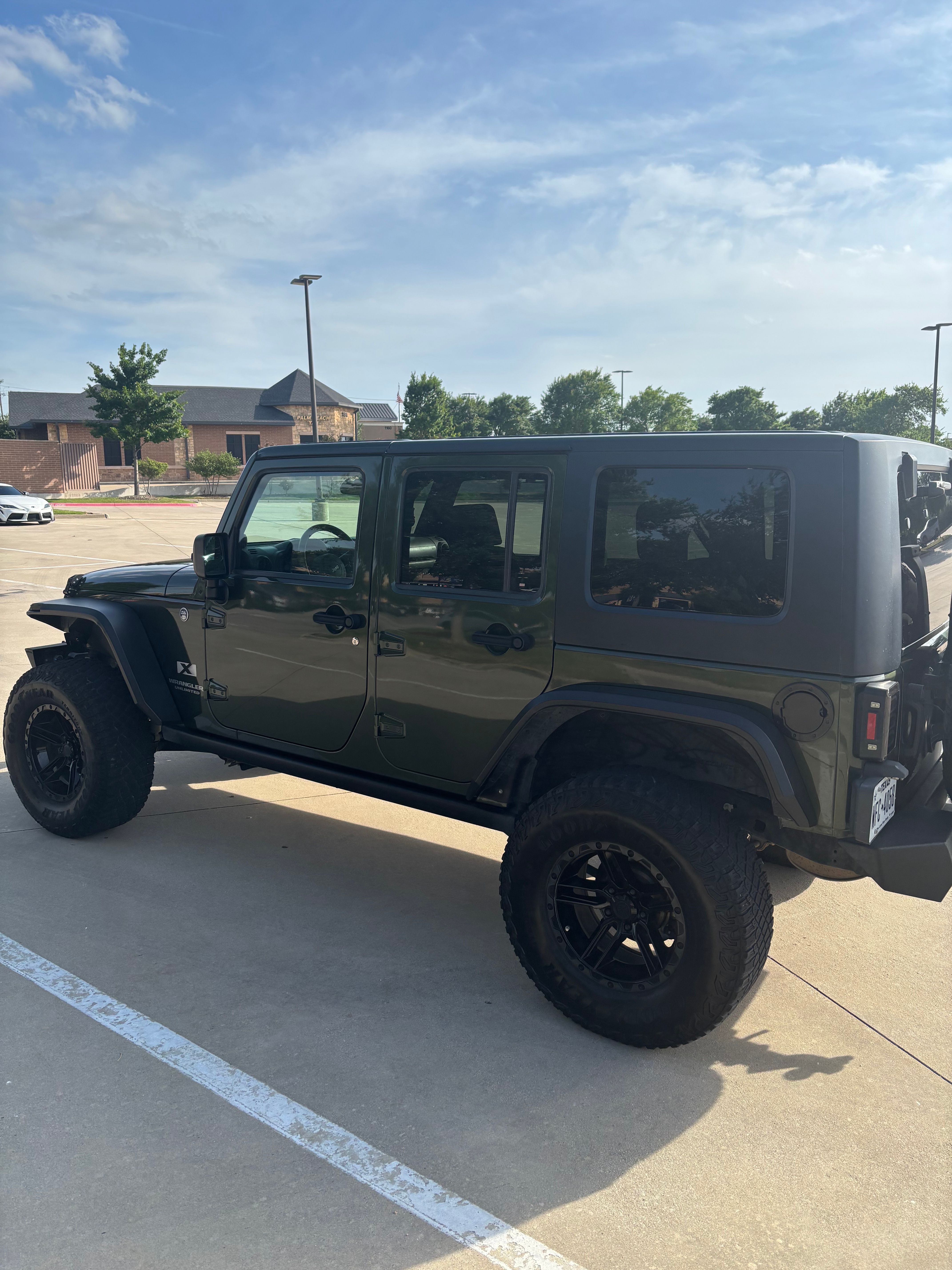 Used 2008 Jeep Wrangler Unlimited X AWD/4WD image 13