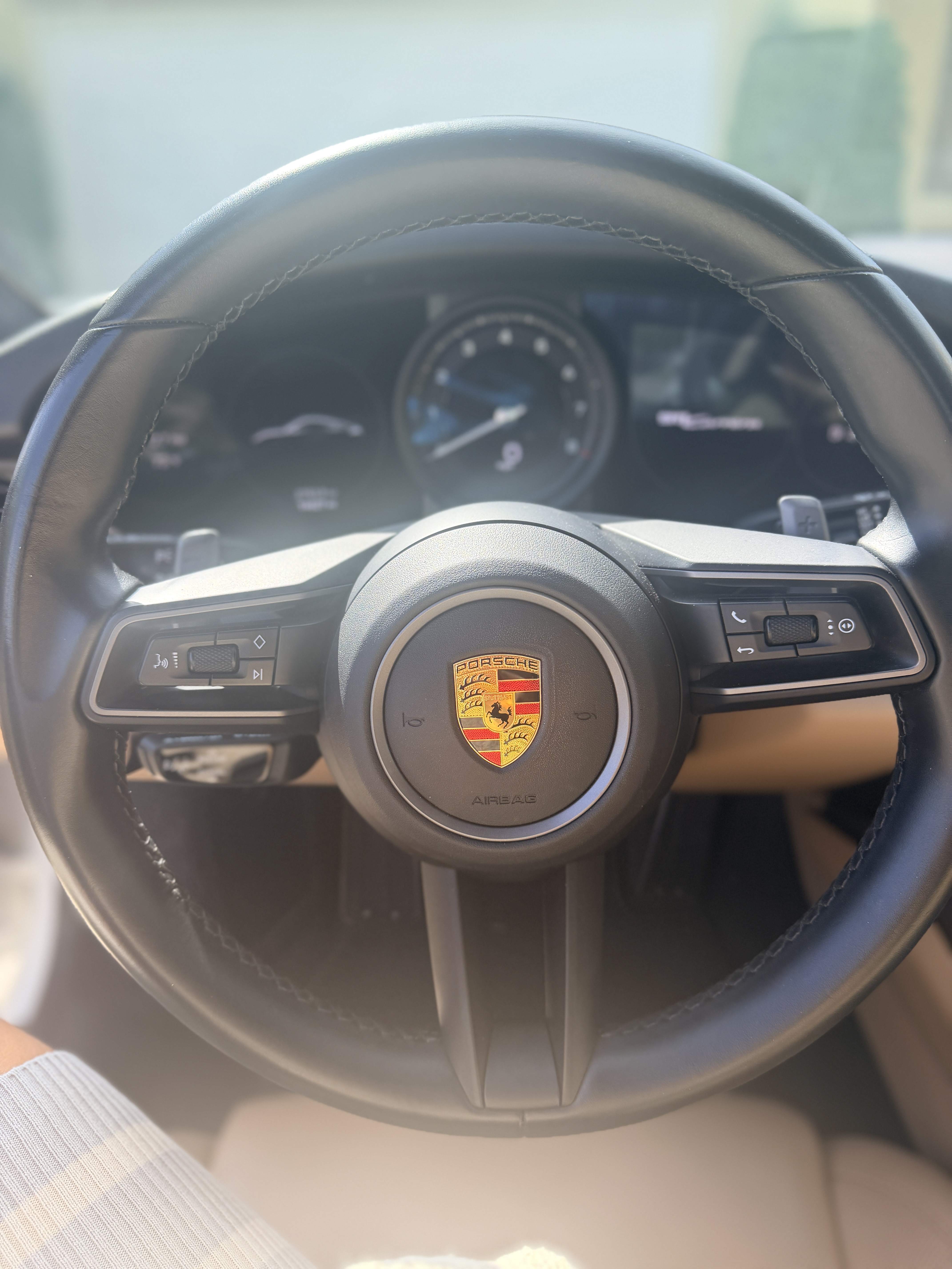 Used 2022 Porsche 911 Carrera image 17