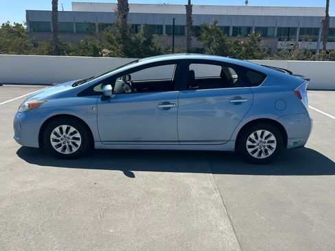 Used 2012 Toyota Prius Prime Advanced image 4