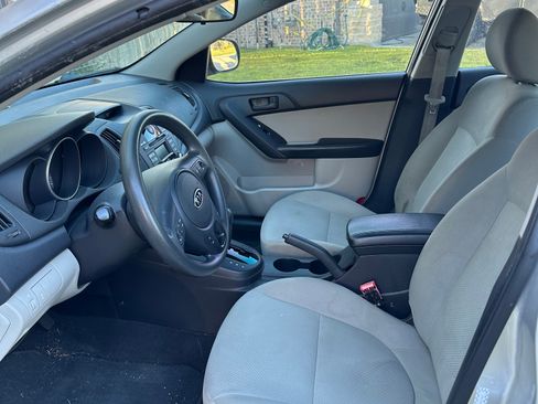 Used 2010 Kia Forte EX image 27