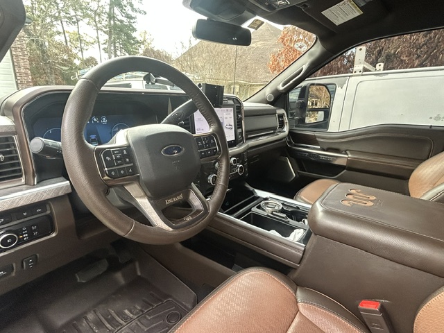 Used 2024 Ford F350 King Ranch AWD/4WD image 8