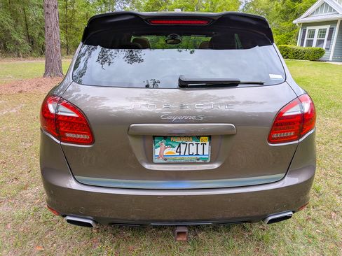 Used 2014 Porsche Cayenne S AWD/4WD image 26