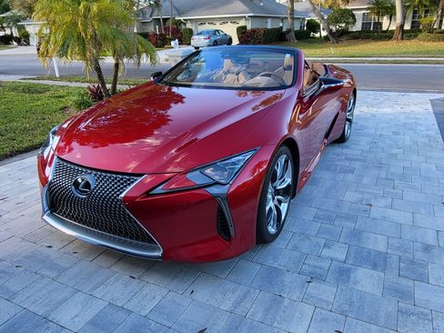 Used 2021 Lexus LC 500 Convertible image 6