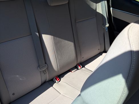 Used 2014 Toyota Corolla LE image 8