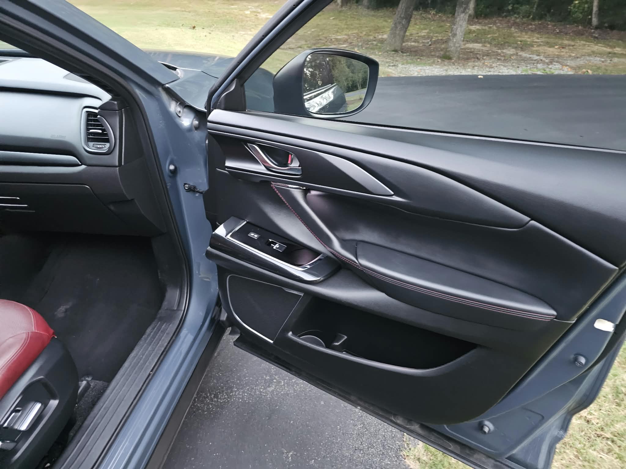 Used 2022 MAZDA CX-9 Carbon Edition AWD/4WD image 16