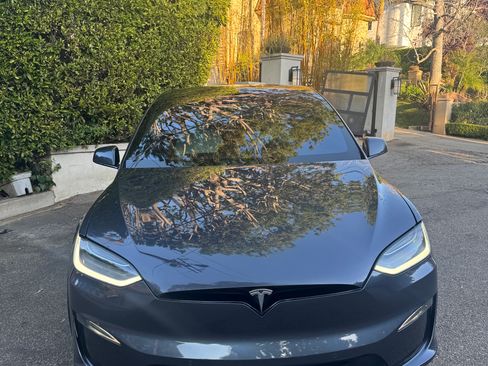 Used 2022 Tesla Model X AWD/4WD image 2