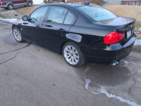 Used 2011 BMW 328i xDrive Sedan image 2