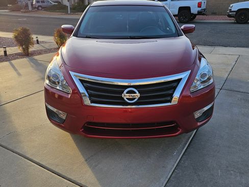 Used 2014 Nissan Altima 2.5 S image 1