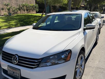 Used 2014 Volkswagen Passat 1.8T SE