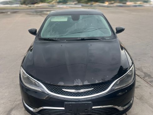Used 2016 Chrysler 200 Limited w/ Anniversary Edition image 4